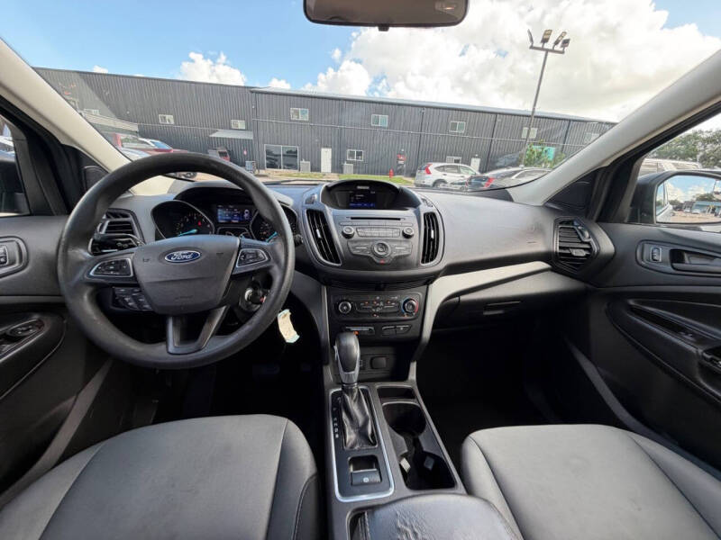2017 Ford Escape S
