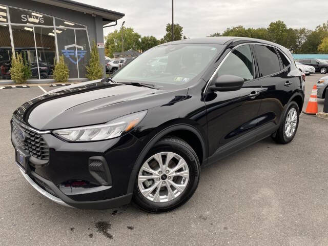 2023 Ford Escape Hybrid Active