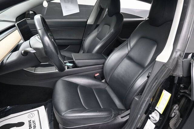 2019 Tesla Model 3 Mid Range