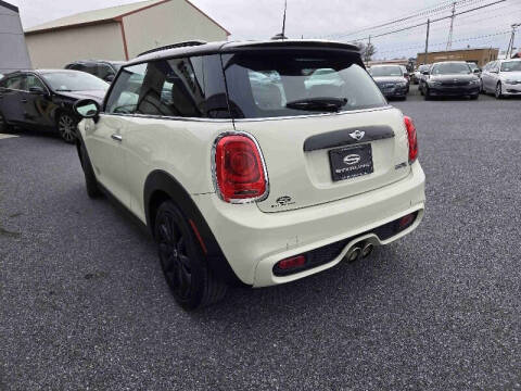 2016 MINI Hardtop 2 Door Cooper S