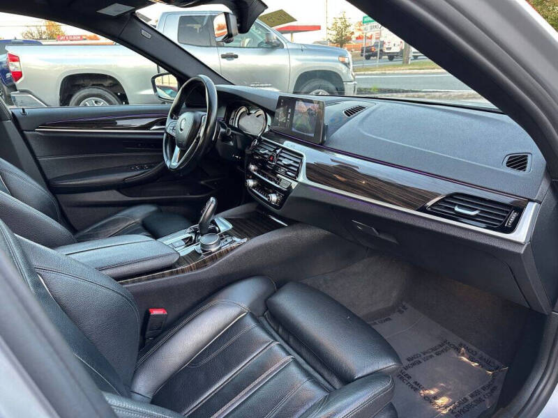 2018 BMW 5 Series 530i xDrive