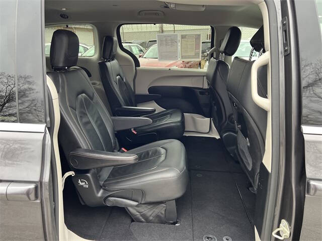2018 Chrysler Pacifica Touring L