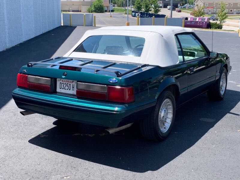 1990 Ford Mustang LX 5.0