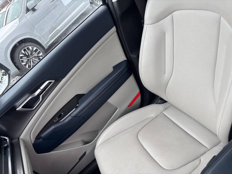 2023 Kia Sportage Hybrid EX