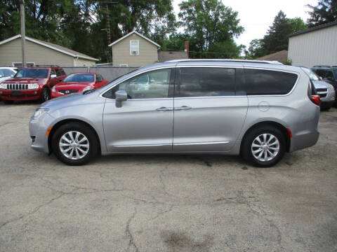 2018 Chrysler Pacifica Touring L