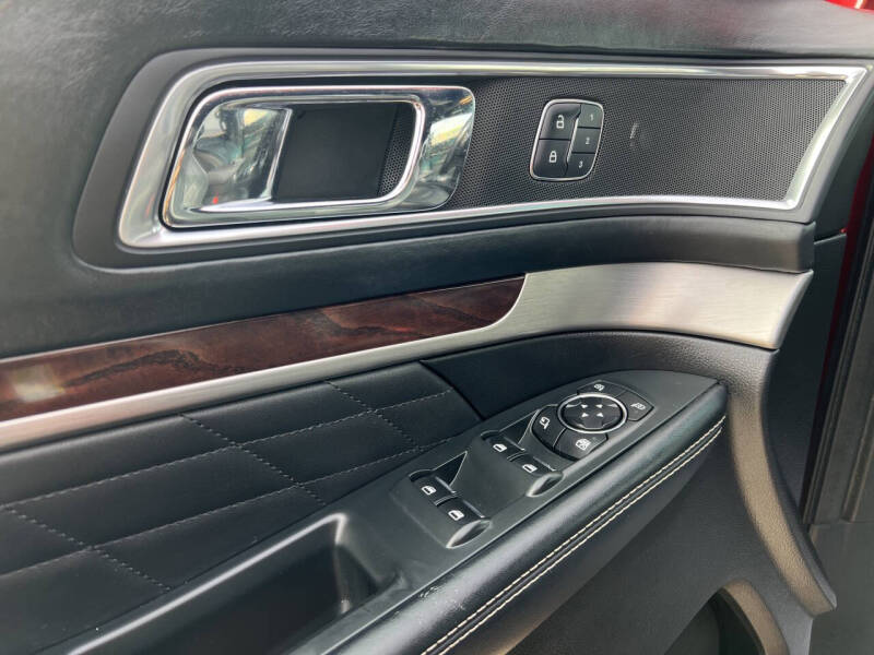 2016 Ford Explorer Platinum