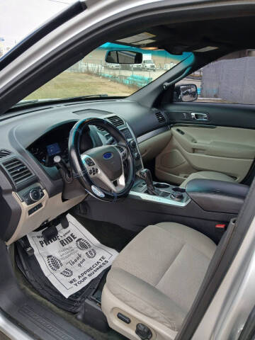 2013 Ford Explorer