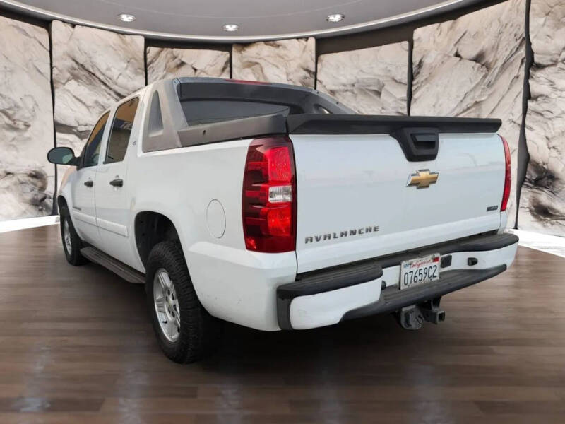 2008 Chevrolet Avalanche LS
