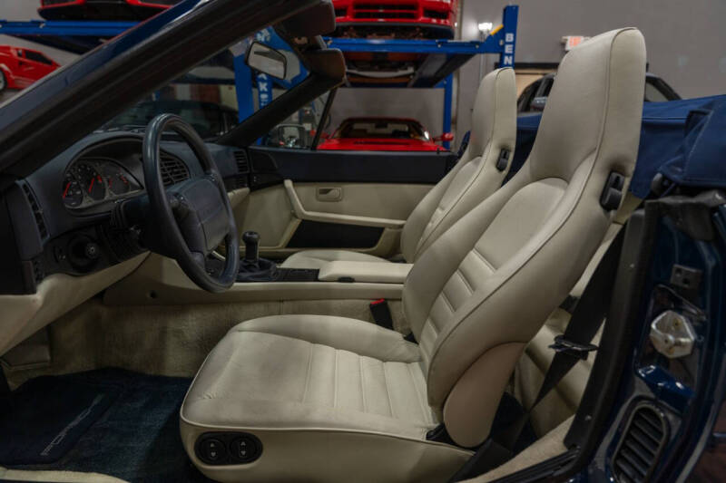 1990 Porsche 944 S2