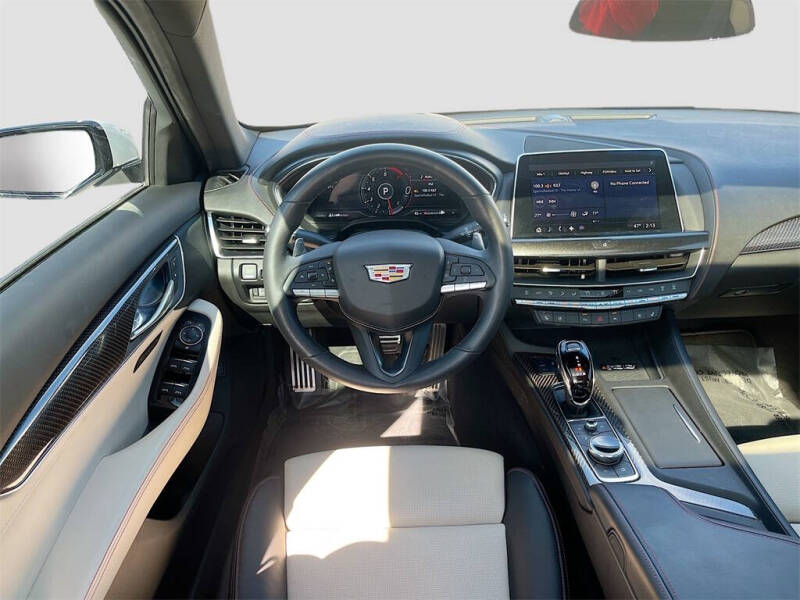 2024 Cadillac CT5 Sport
