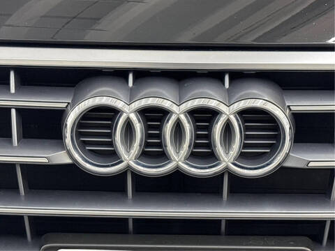 2020 Audi Q5 quattro Premium Plus 45 TFSI