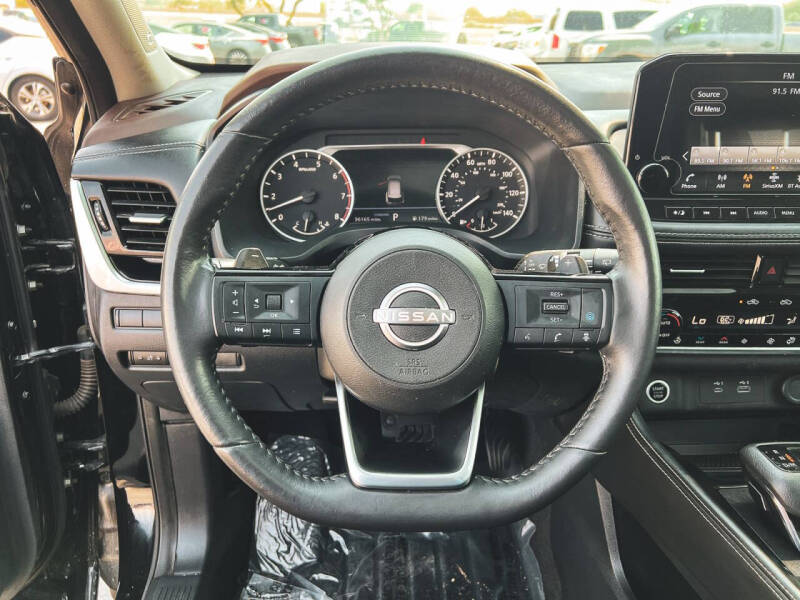 2023 Nissan Rogue SL