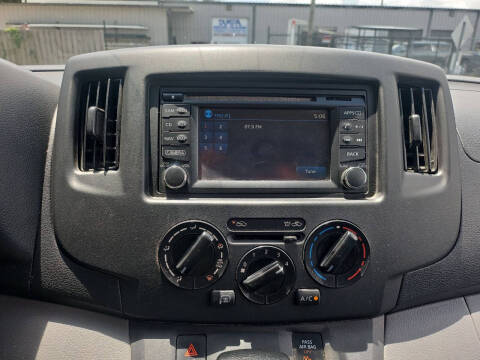 2019 Nissan NV200 SV