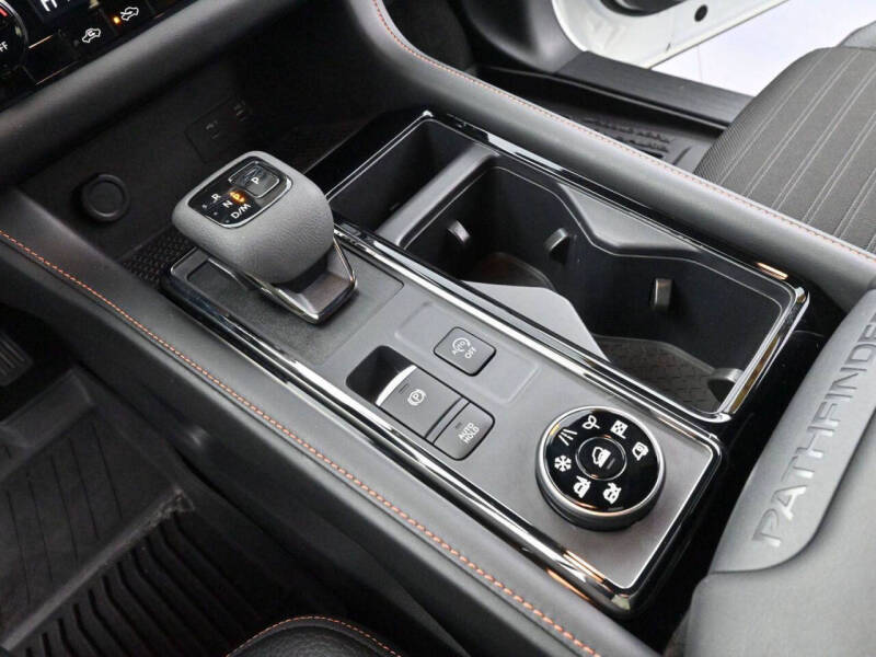 2024 Nissan Pathfinder Rock Creek