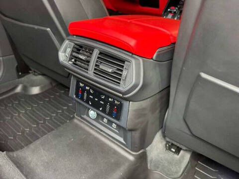 2022 Lamborghini Urus