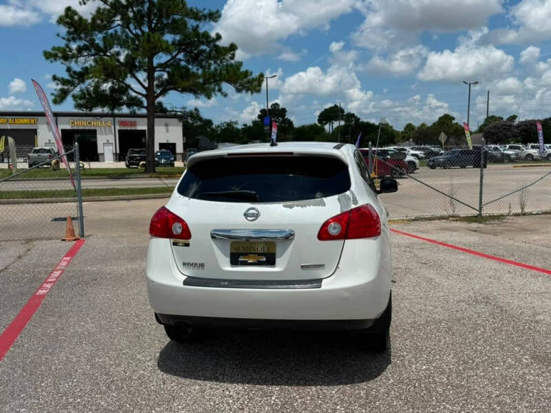 2013 Nissan Rogue SV