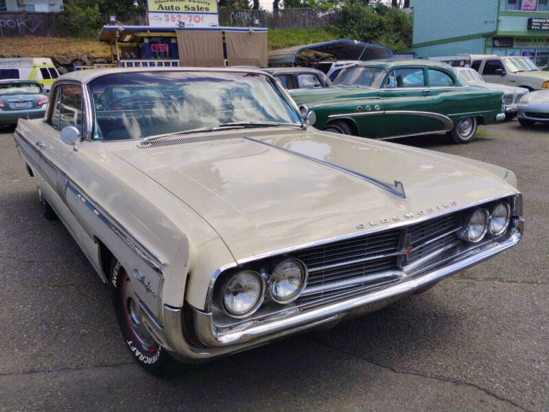 1962 Oldsmobile Starfire