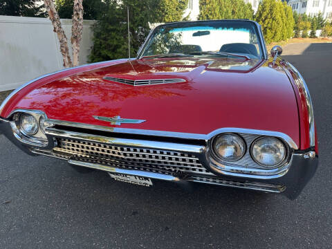1962 Ford Thunderbird