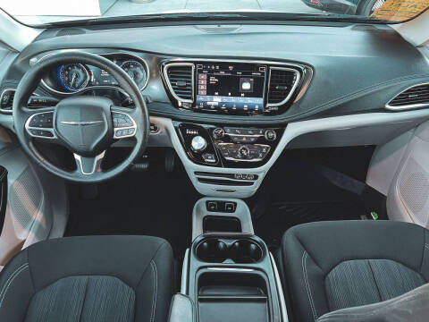 2021 Chrysler Pacifica Touring