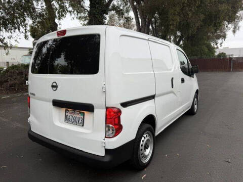 2020 Nissan NV200