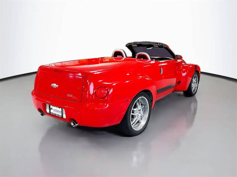 2004 Chevrolet SSR LS