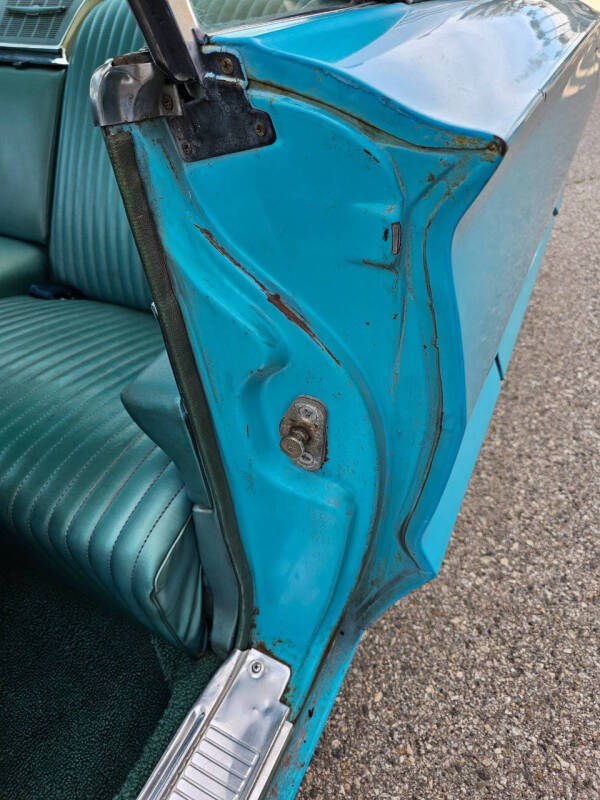 1964 Ford Thunderbird