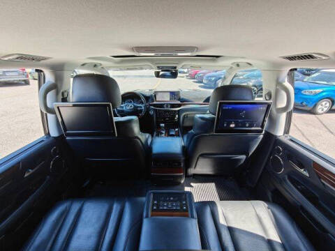 2018 Lexus LX 570