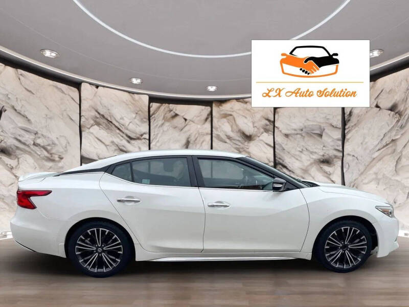2017 Nissan Maxima