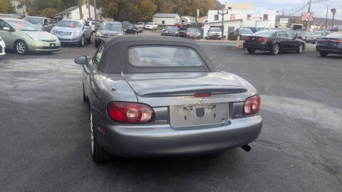 2002 Mazda MX-5 Miata SE