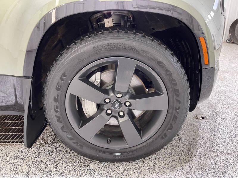 2022 Land Rover Defender 90 X-Dynamic HSE