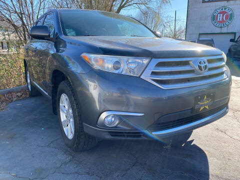 2011 Toyota Highlander for sale at Auto Exchange in The Plains OH