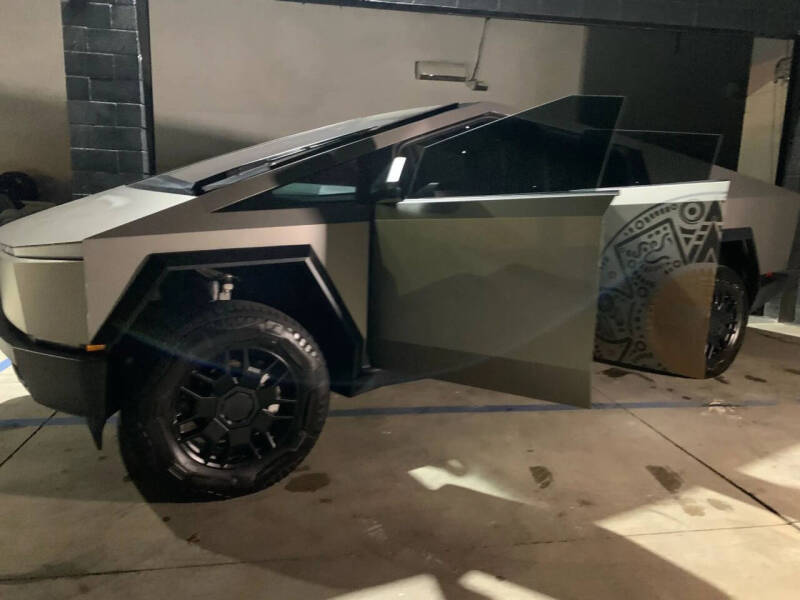 2024 Tesla Cybertruck