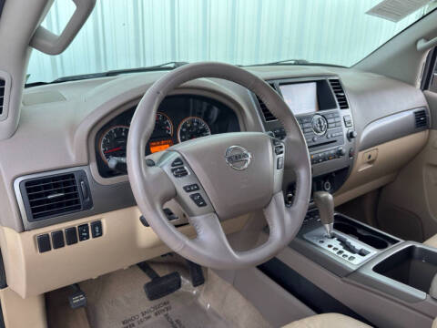 2013 Nissan Armada SV