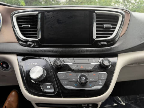 2017 Chrysler Pacifica