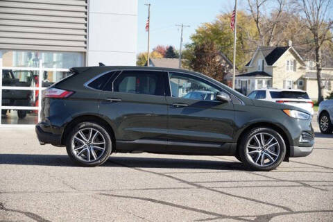 2024 Ford Edge Titanium
