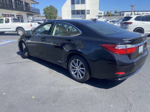 2013 Lexus ES 300h