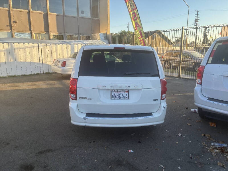 2012 Dodge Grand Caravan SE