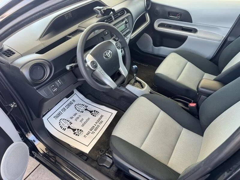 2014 Toyota Prius c