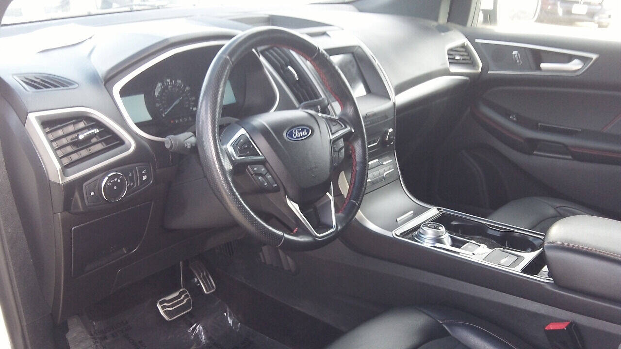 2020 Ford Edge