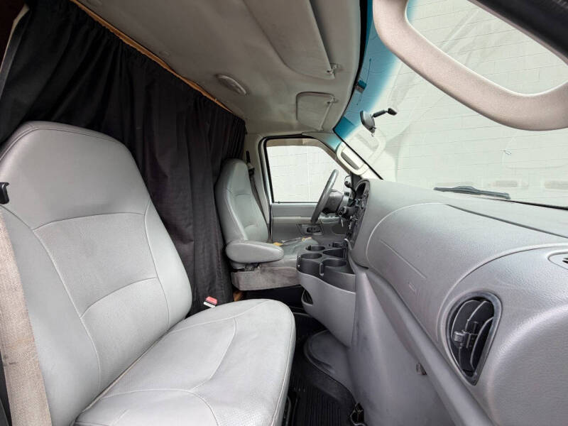 2007 Ford E-Series E-150