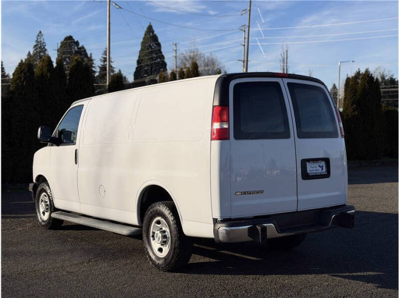 2019 Chevrolet Express 2500