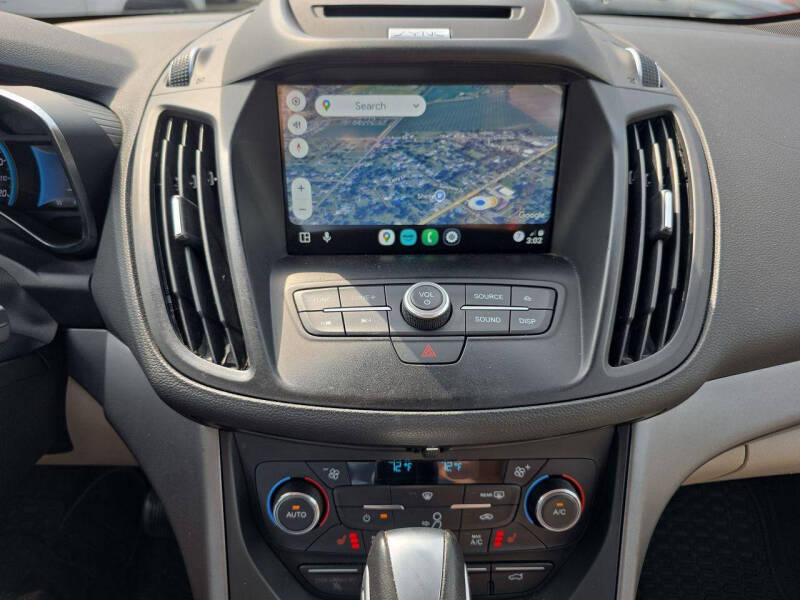 2017 Ford C-MAX Energi SE