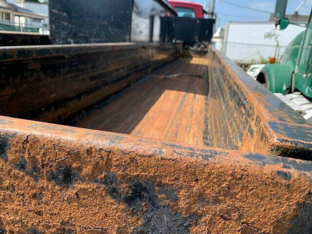 1999 Sterling LT9513