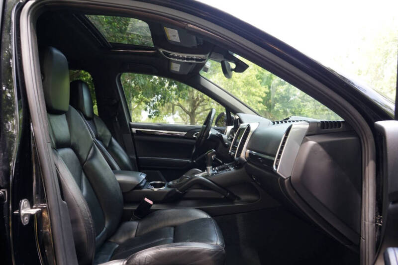 2013 Porsche Cayenne Tiptronic