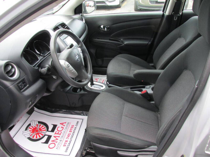 2019 Nissan Versa SV