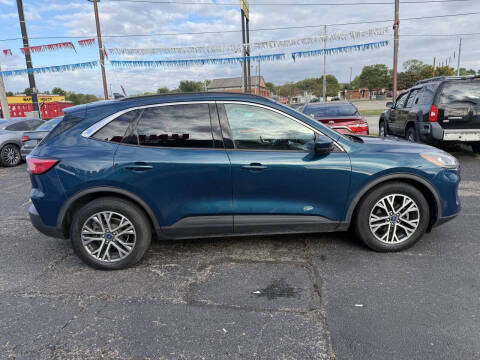 2020 Ford Escape SEL