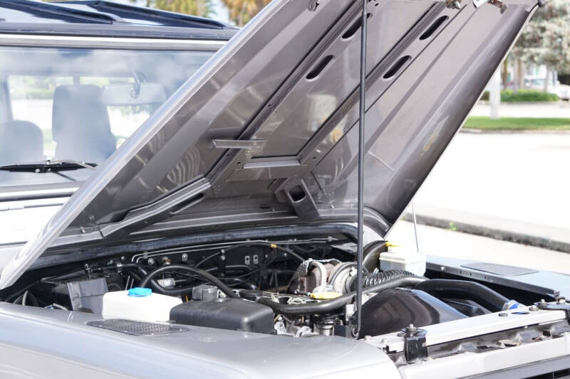 1991 Land Rover Defender