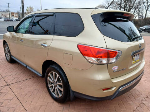 2013 Nissan Pathfinder S