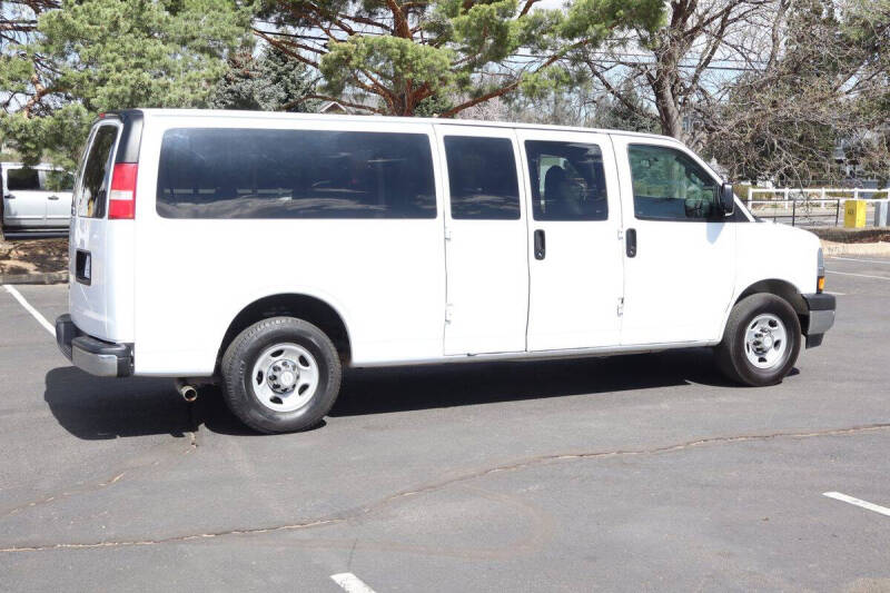 2017 Chevrolet Express LT 3500
