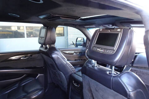 2019 Cadillac Escalade ESV Platinum